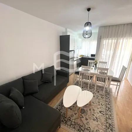 Aquamarina 719 Apartment